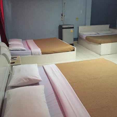 Paradise House Bangkok Ngoại thất bức ảnh