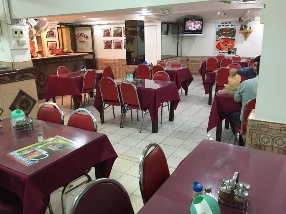 Paradise House Bangkok Ngoại thất bức ảnh