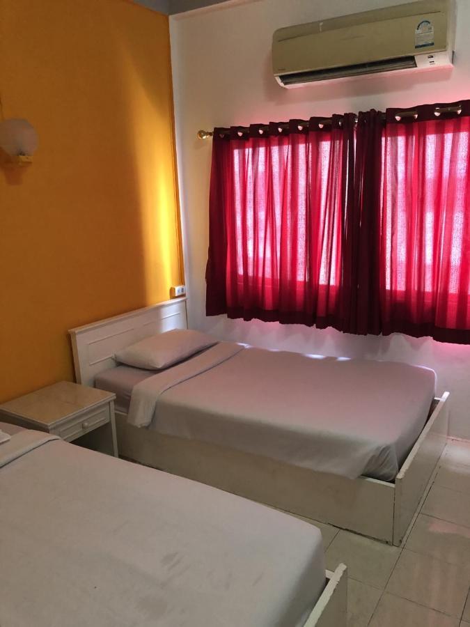 Paradise House Bangkok Ngoại thất bức ảnh
